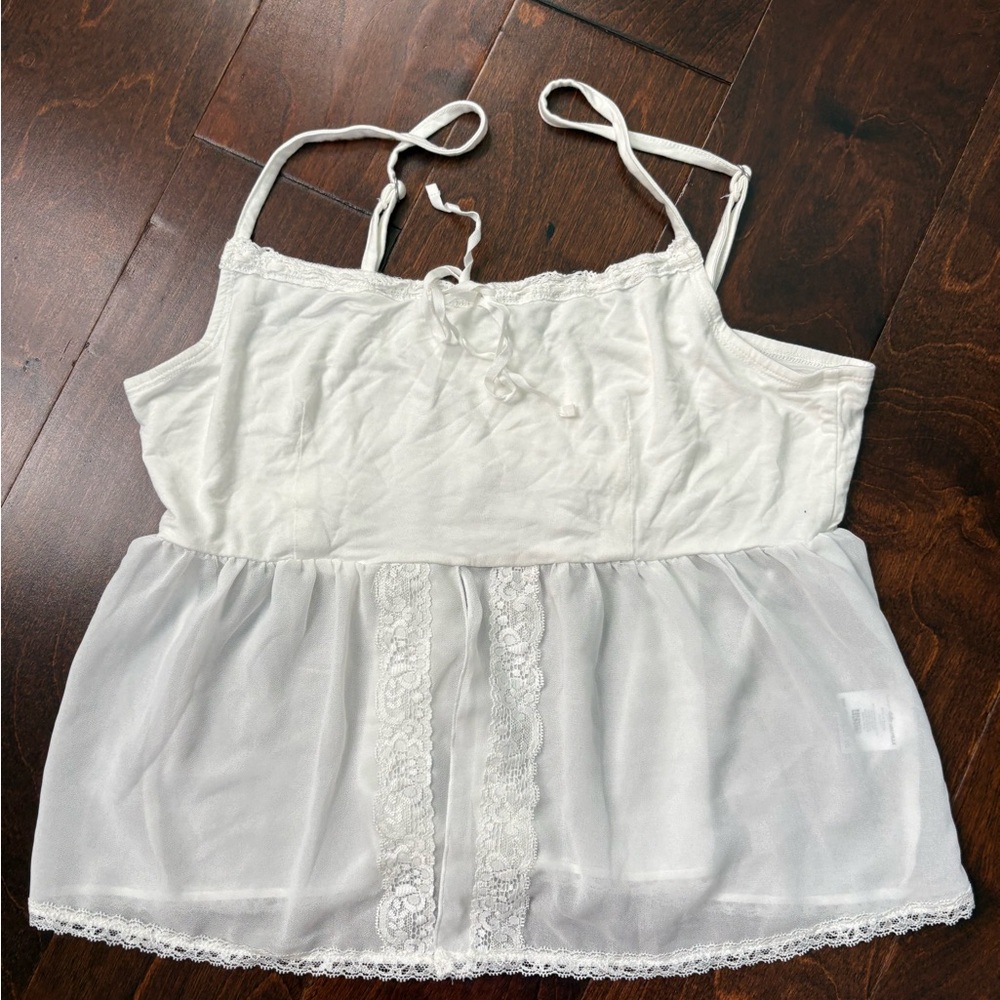 Brandy Melville White Lace Trim Camisole Top